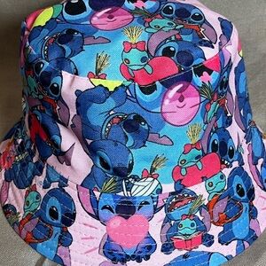 Lilo & Stitch Print Bucket Hat - Blue & Pink